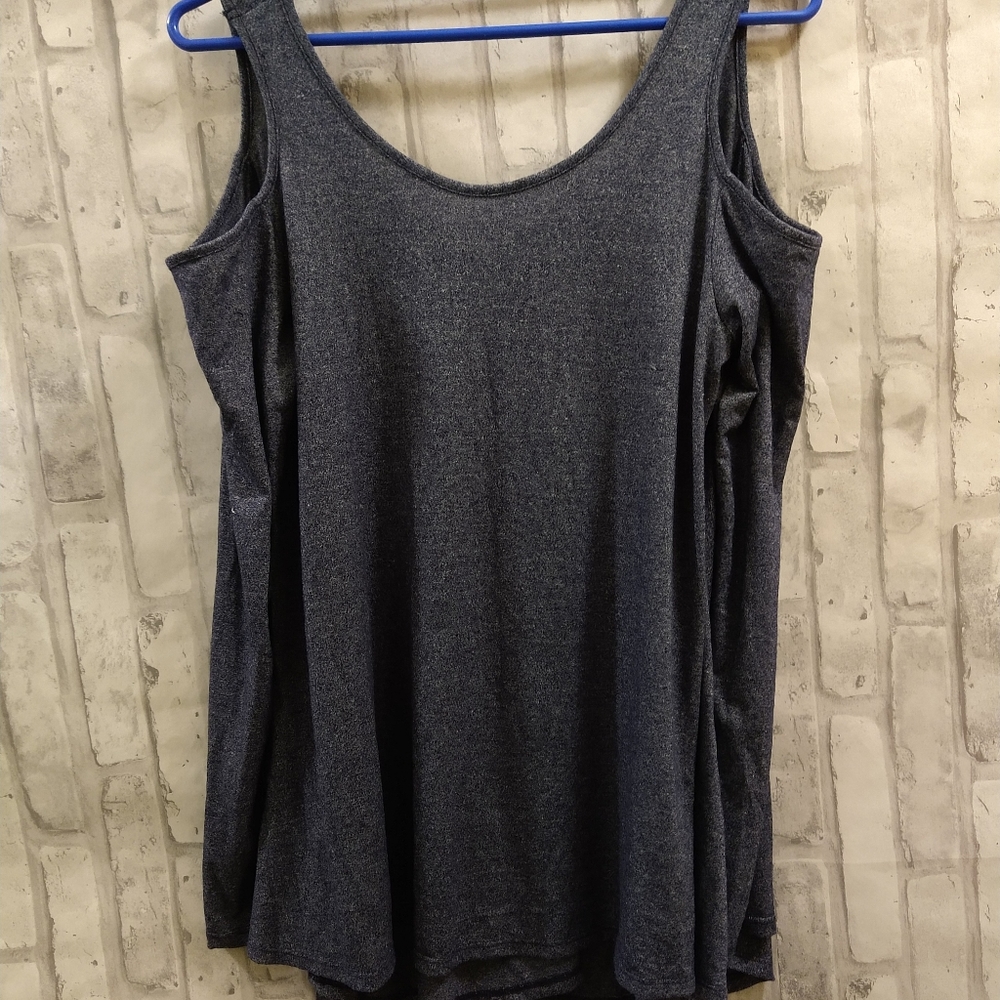 Acemi Cold Shoulder Top - Picture 2 of 12